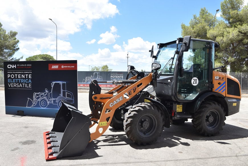 CNH inaugura a Lecce la linea di produzione della pala gommata compatta elettrica 